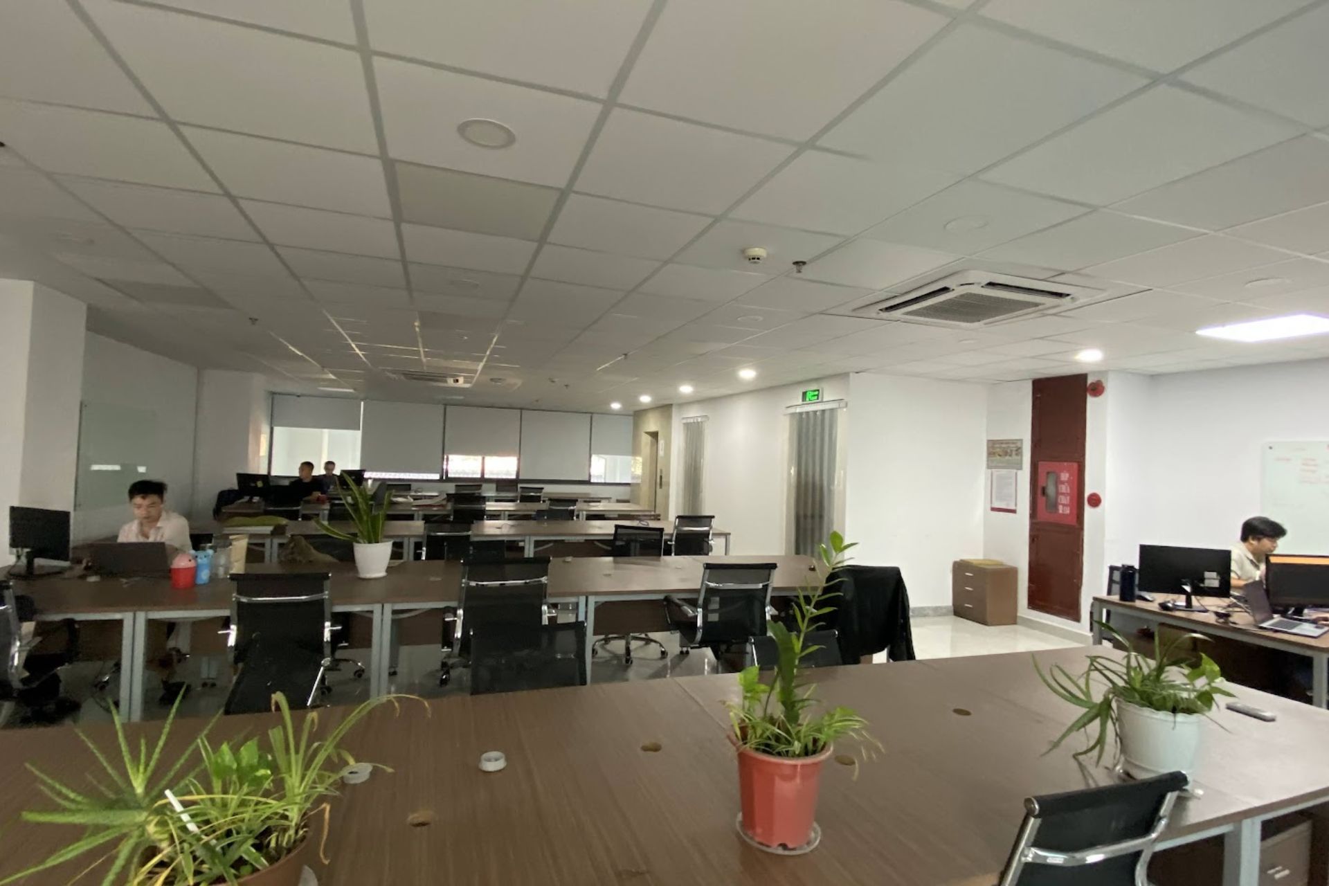 Báo giá sửa chữa văn phòng – Những hạng mục ảnh hưởng đến chi phí và cách kiểm soát phát sinh 6
